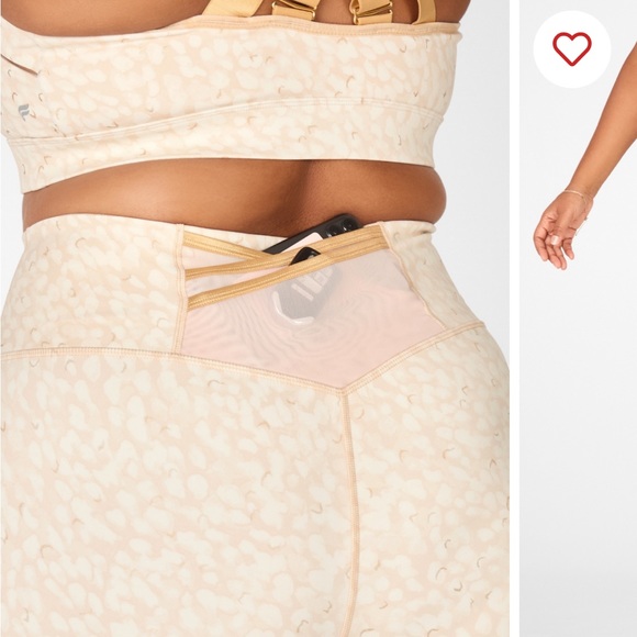 New 3 Fabletics legging bundle - Picture 3 of 13